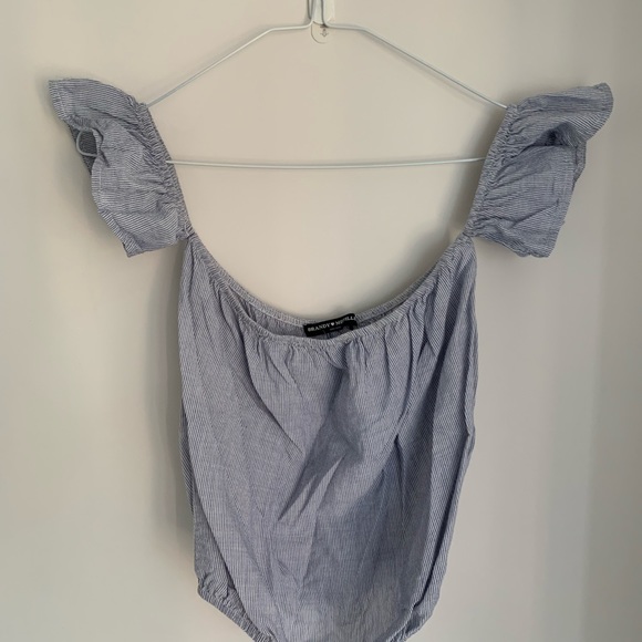 Brandy Melville striped crop top - Picture 2 of 5